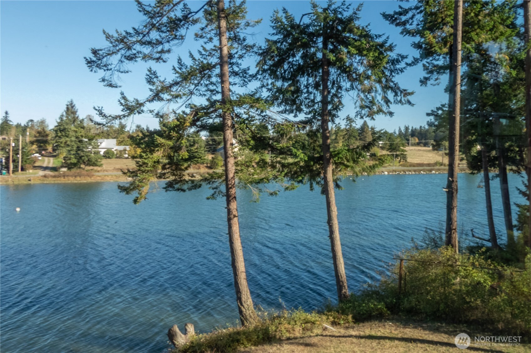 1597 Griffith Point Road Nordland, WA 98358 - Photo 12 of 34