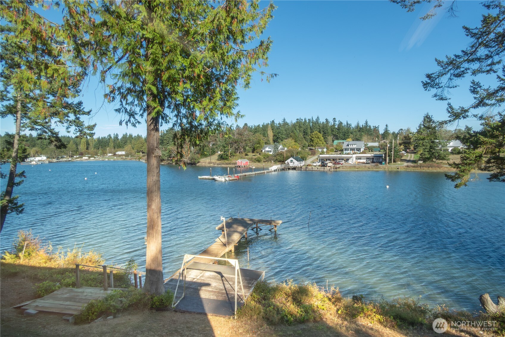 1597 Griffith Point Road Nordland, WA 98358 - Photo 9 of 34