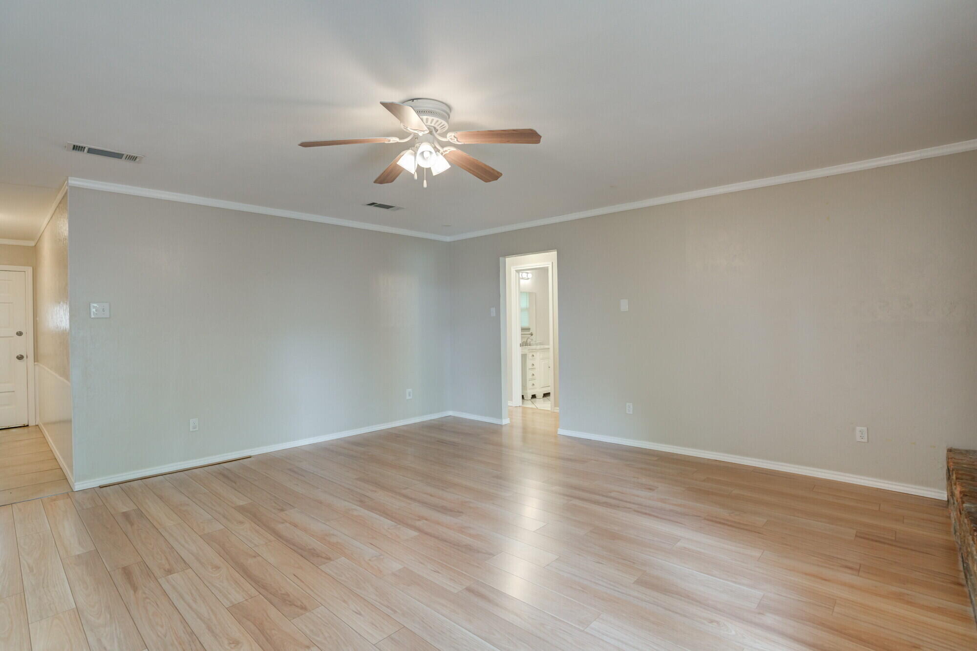 2621 76th Street Lubbock, TX 79423 - Photo 8 of 31 DSC07616_17_18_19_20