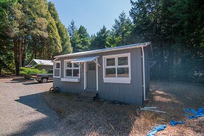 195 Rd A Whitethorn, CA 95589 - Photo 10 of 47 Cabin