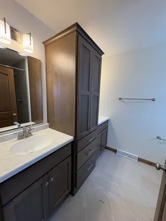 $507,500 | 3706 Edwina Drive, De Pere, WI 54115