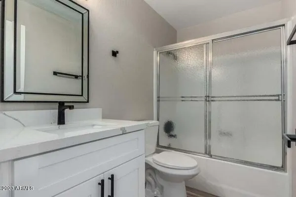 $2,000 | 742 West Duke Drive, Tempe, AZ 85283