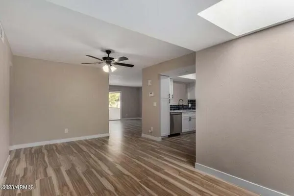 $2,000 | 742 West Duke Drive, Tempe, AZ 85283