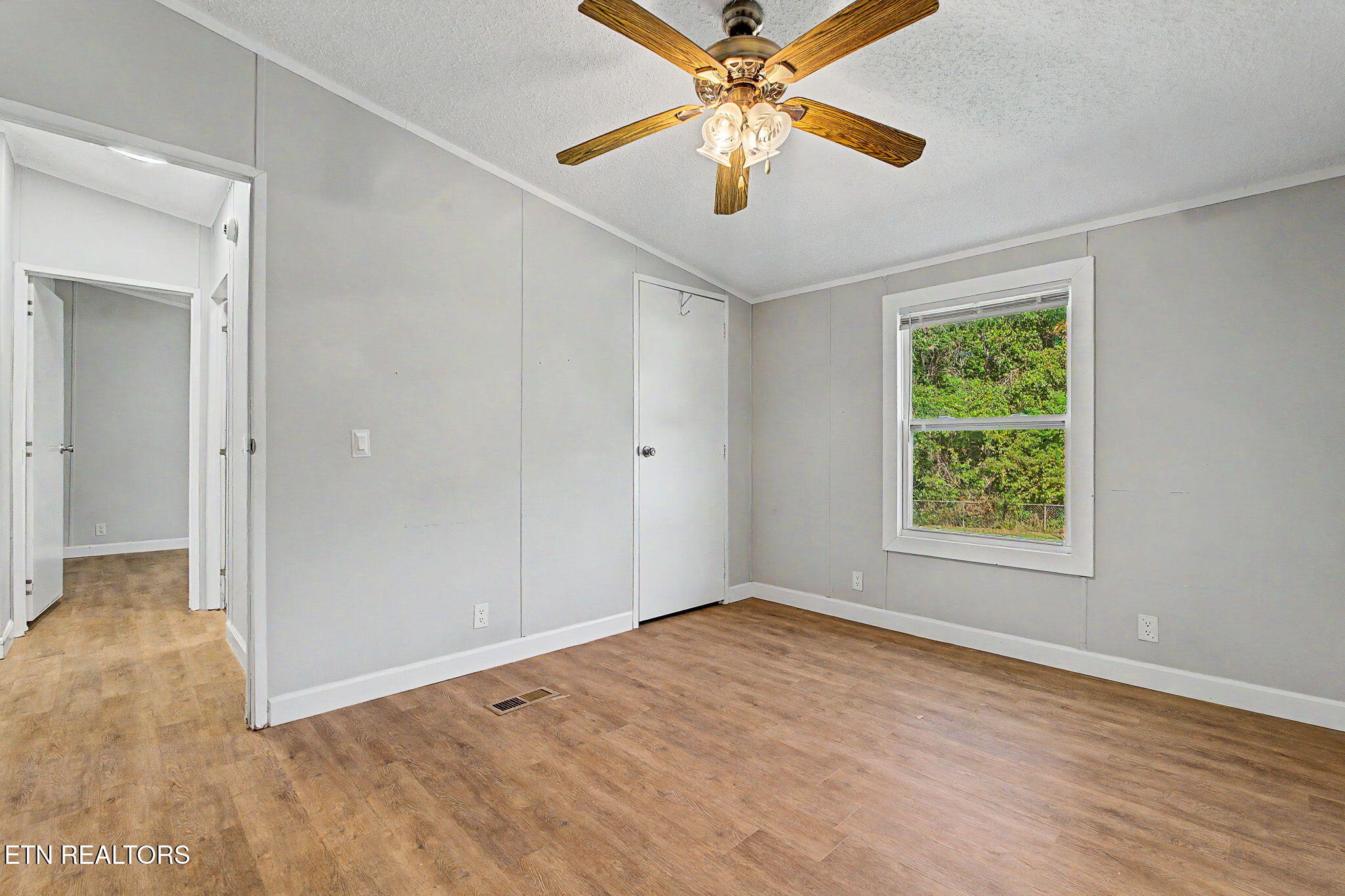 1508 Ingram Heights Road Talbott, TN 37877 - Photo 20 of 27 Bedroom 3