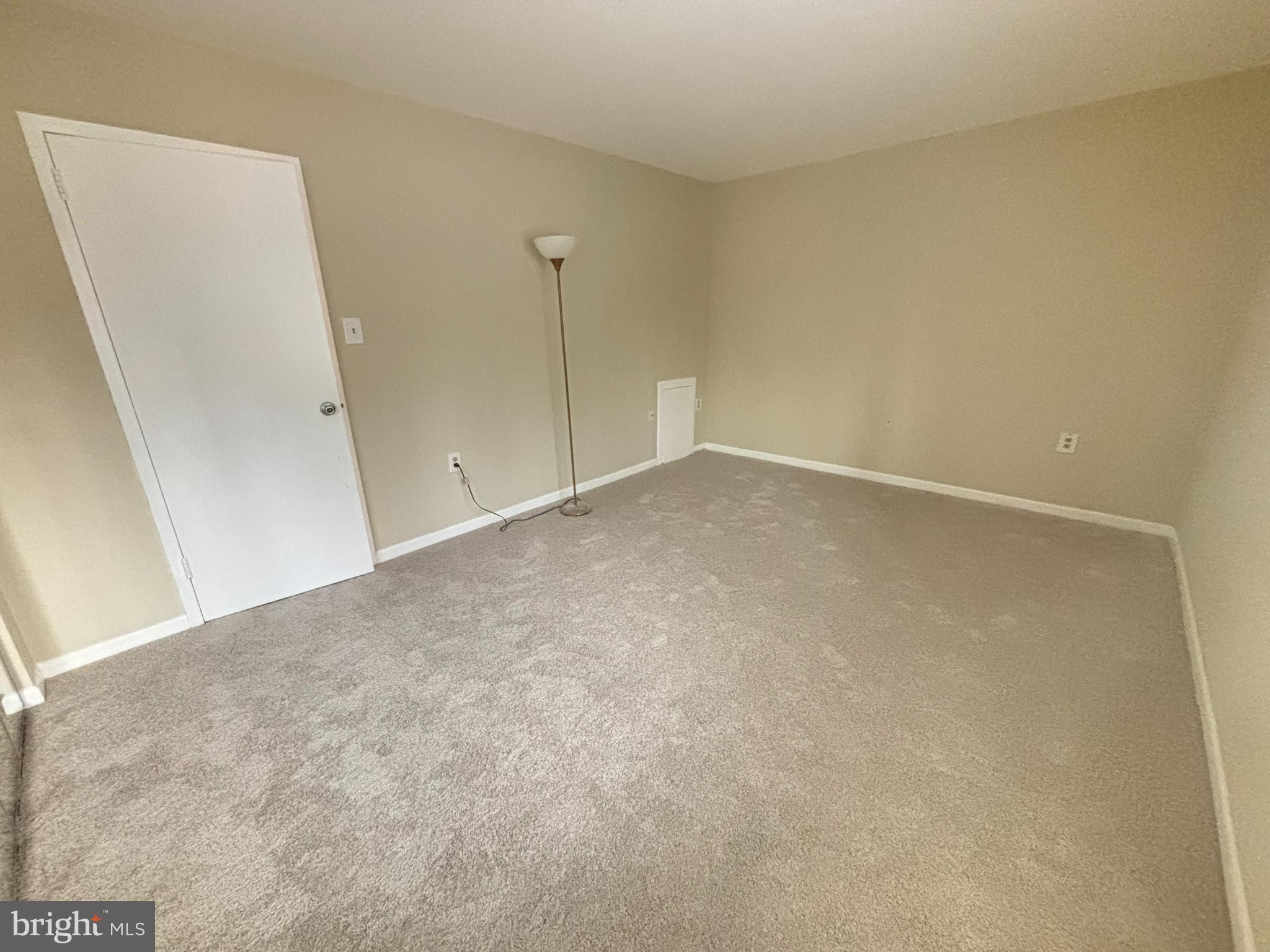 1532 Northgate Square, Unit 12A Reston, VA 20190 - Photo 20 of 20 a view of an empty room