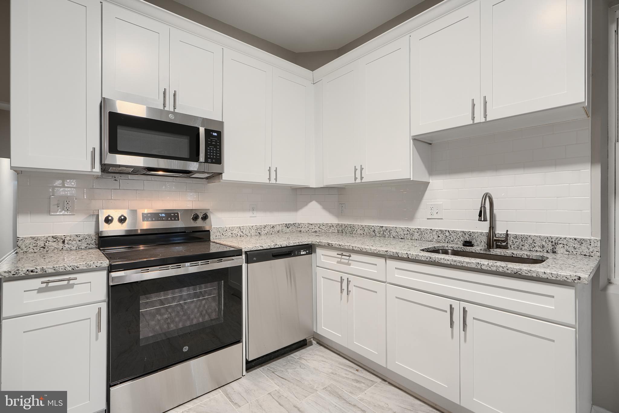 605 North Rosedale Street Baltimore, MD 21216 - Photo 11 of 34 interior