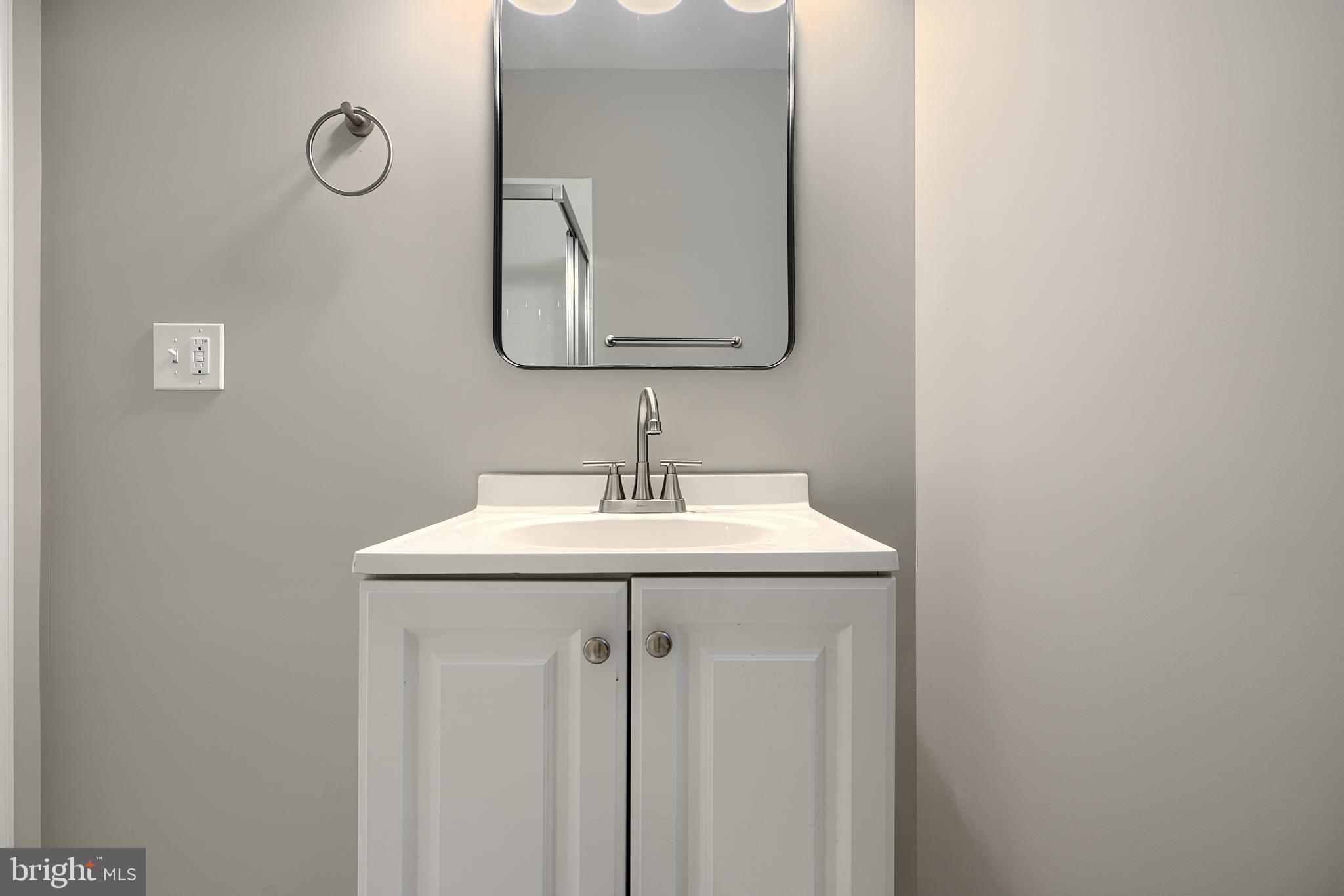 605 North Rosedale Street Baltimore, MD 21216 - Photo 23 of 34 interior