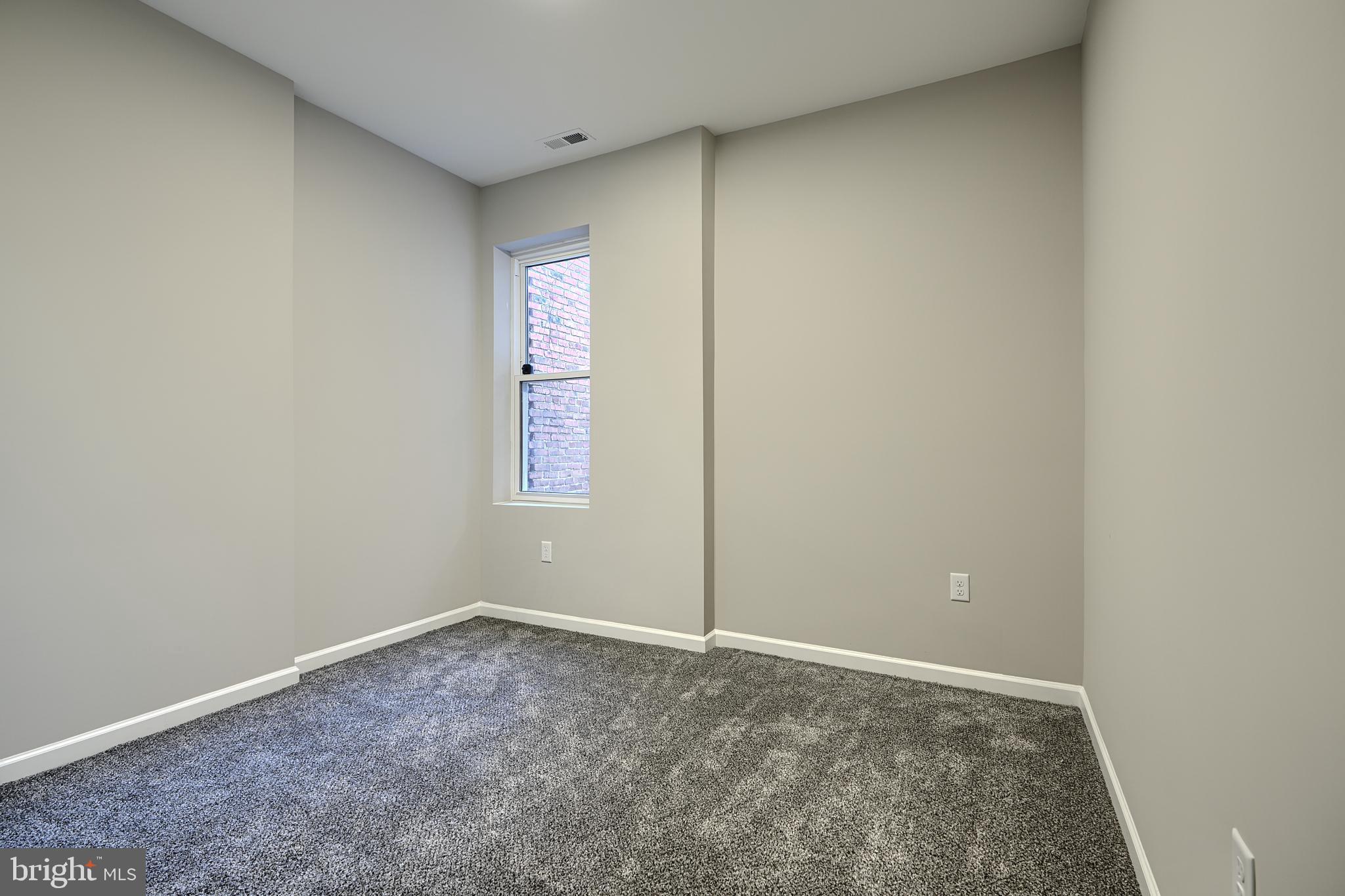 605 North Rosedale Street Baltimore, MD 21216 - Photo 24 of 34 interior