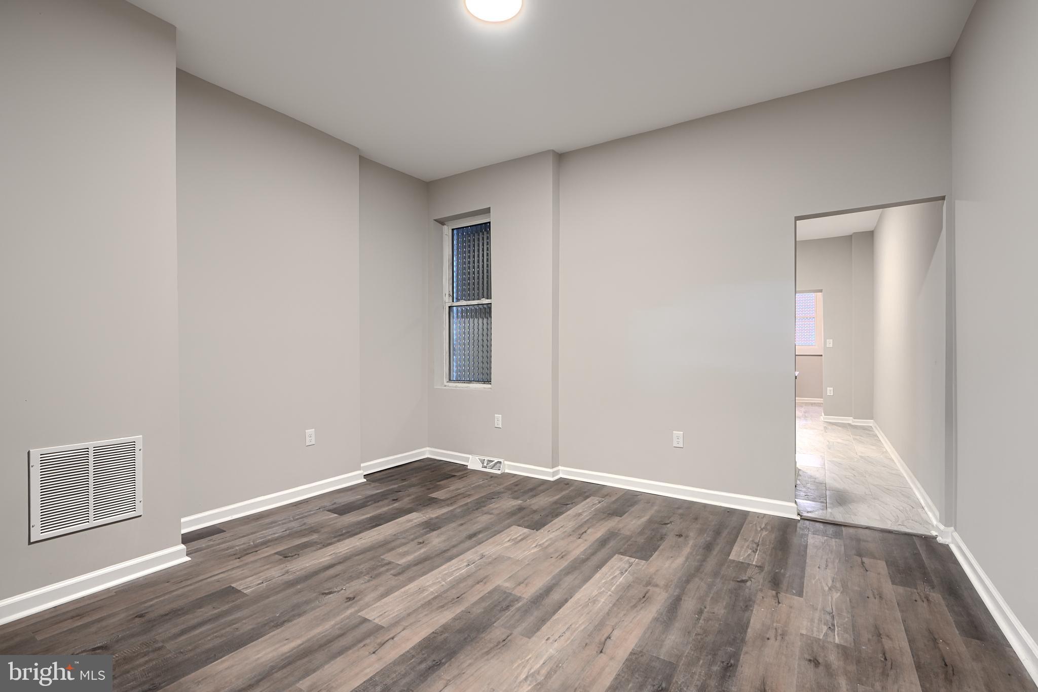605 North Rosedale Street Baltimore, MD 21216 - Photo 8 of 34 interior