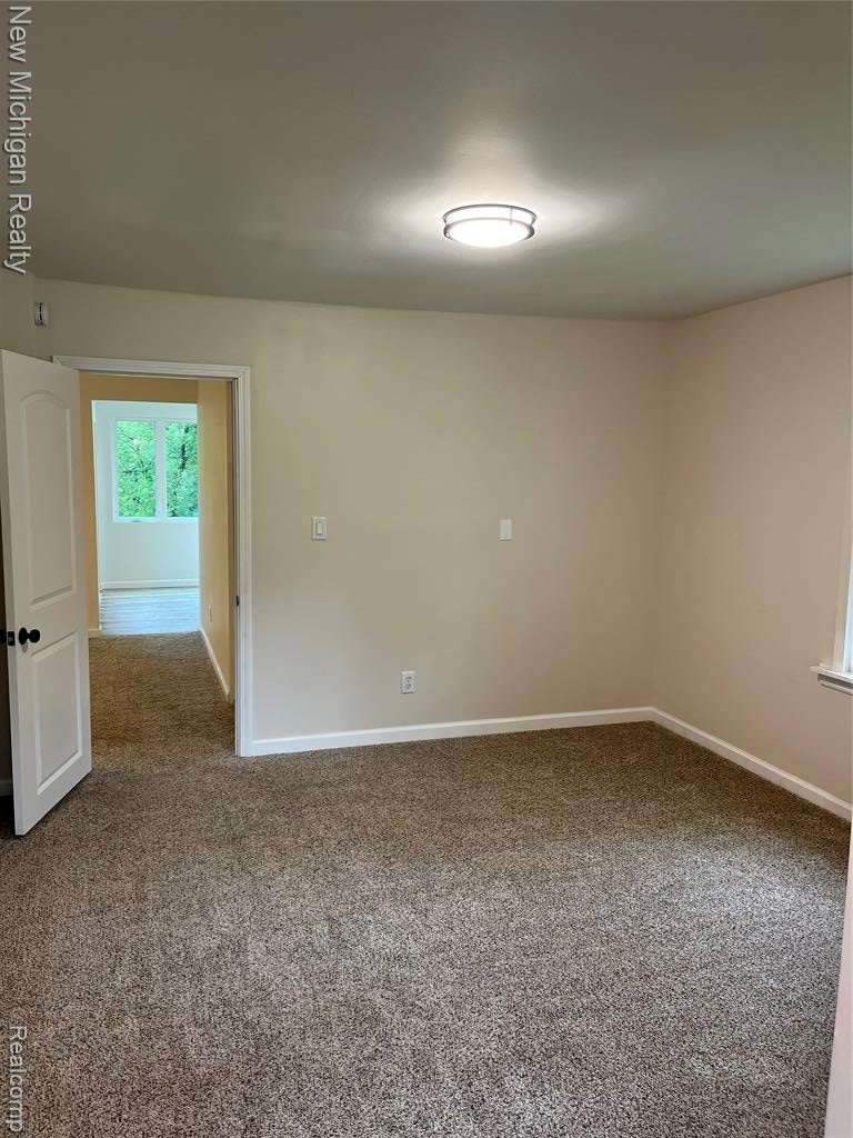 15133 Eddy Lake Road Fenton, MI 48430 - Photo 6 of 16 Gallery Image 6