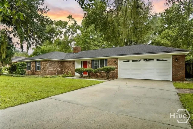 $2,300 | 115 Phyllis Drive, Savannah, GA 31419