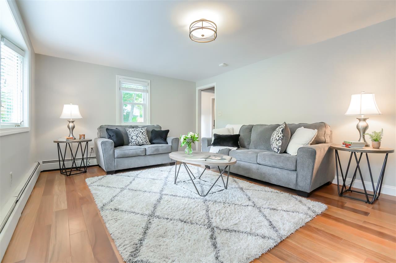 14 Smith Corner Road Plaistow, NH 03865 - Photo 3 of 39 Gallery Image 3