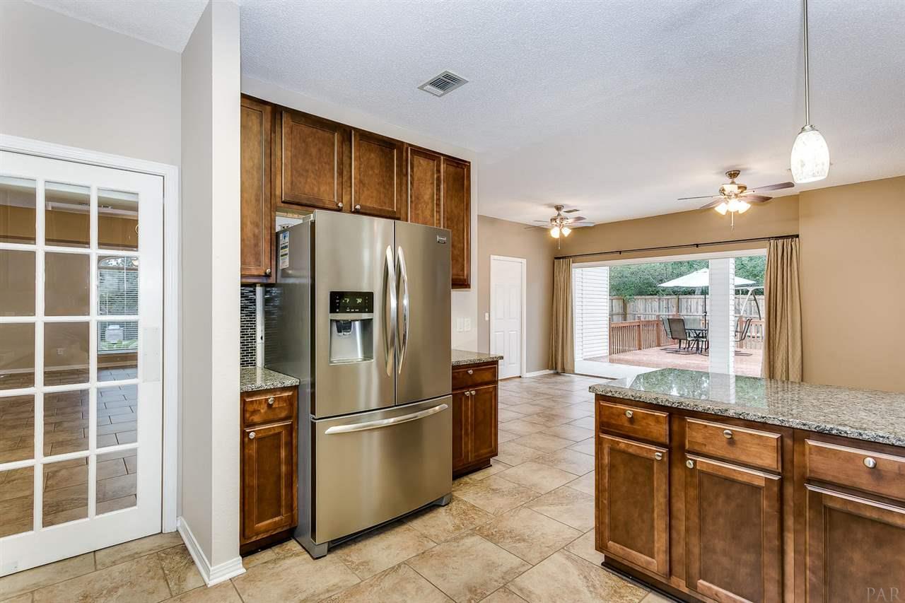 16270 Innerarity Point Road Pensacola, FL 32507 - Photo 4 of 36 Gallery Image 4