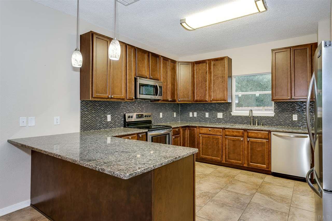 16270 Innerarity Point Road Pensacola, FL 32507 - Photo 5 of 36 Gallery Image 5