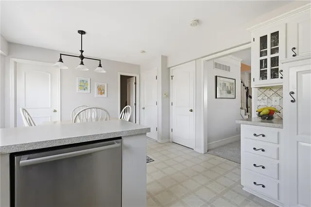 $399,000 | 14799 South Alden Street, Olathe, KS 66062