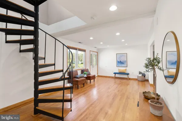 a view of a back yard of the room