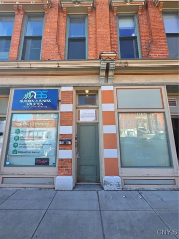 $1,325 | 807-13 North Salina Street, Unit 809A, Syracuse, NY 13208