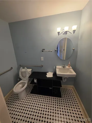 $1,325 | 807-13 North Salina Street, Unit 809A, Syracuse, NY 13208
