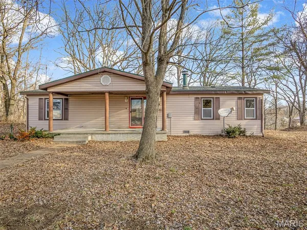 $142,000 | 6401 South Ronnie Drive, Waterloo, IL 62298