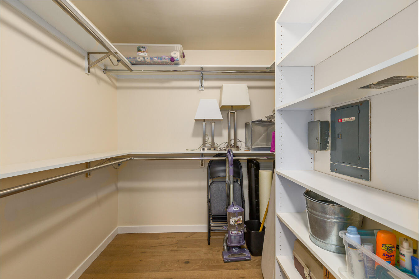 2645 State Street, Unit 2 Santa Barbara, CA 93105 - Photo 16 of 36 Huge hall closet