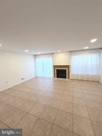 $385,000 | 1080 Buckingham Drive, West Deptford, NJ 08086