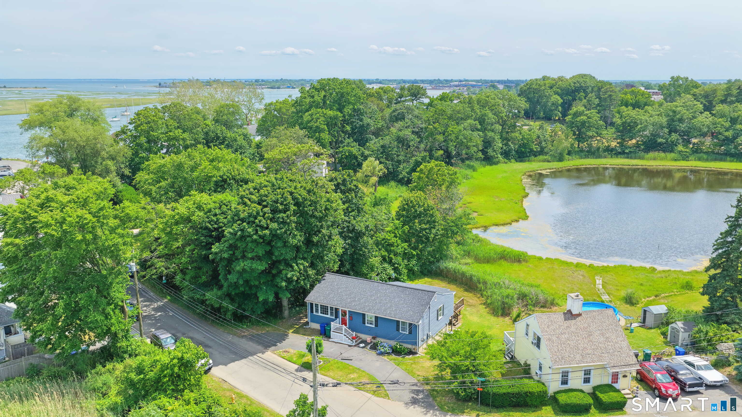 699 Selbys Pond Road Stratford, CT 06615 - Photo 27 of 31