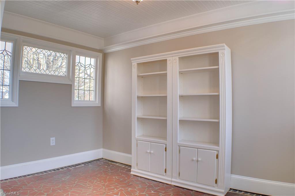 2125 Elgin Road Winston-Salem, NC 27103 - Photo 4 of 24 Gallery Image 4