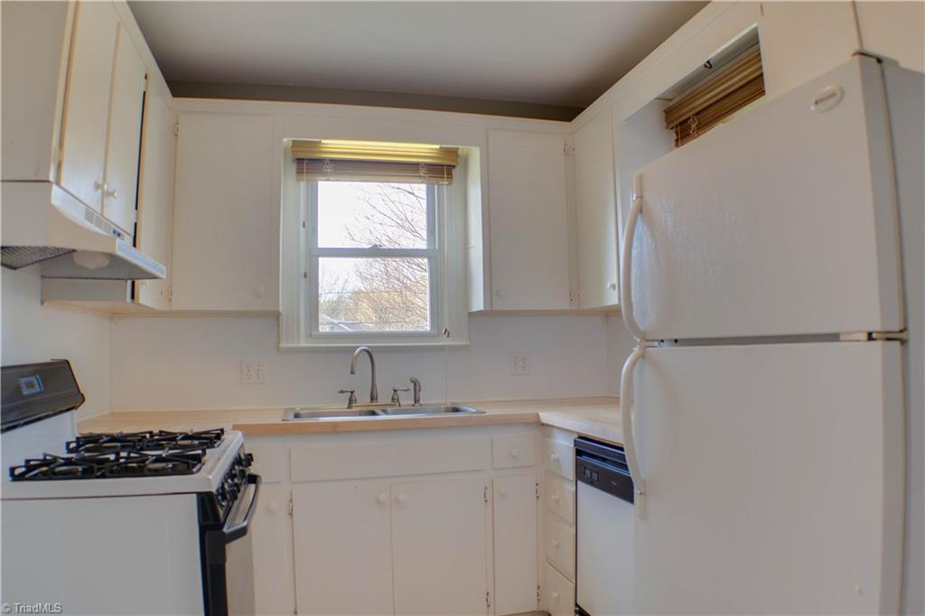 2125 Elgin Road Winston-Salem, NC 27103 - Photo 10 of 24 Gallery Image 10