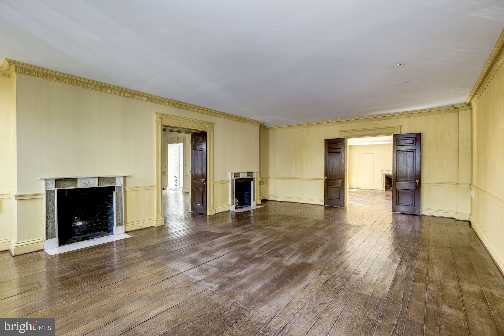 1224 30th Street Northwest Washington, DC 20007 - Photo 17 of 65 Living Room - Currently Vacant