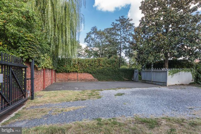 $8,958,000 | 1224 30th Street Northwest, Washington, DC 20007