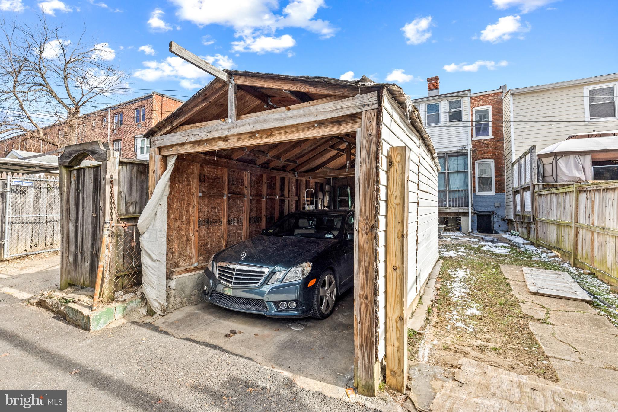 5506 8th Street Northwest Washington, DC 20011 - Photo 26 of 26 a view of a car garage