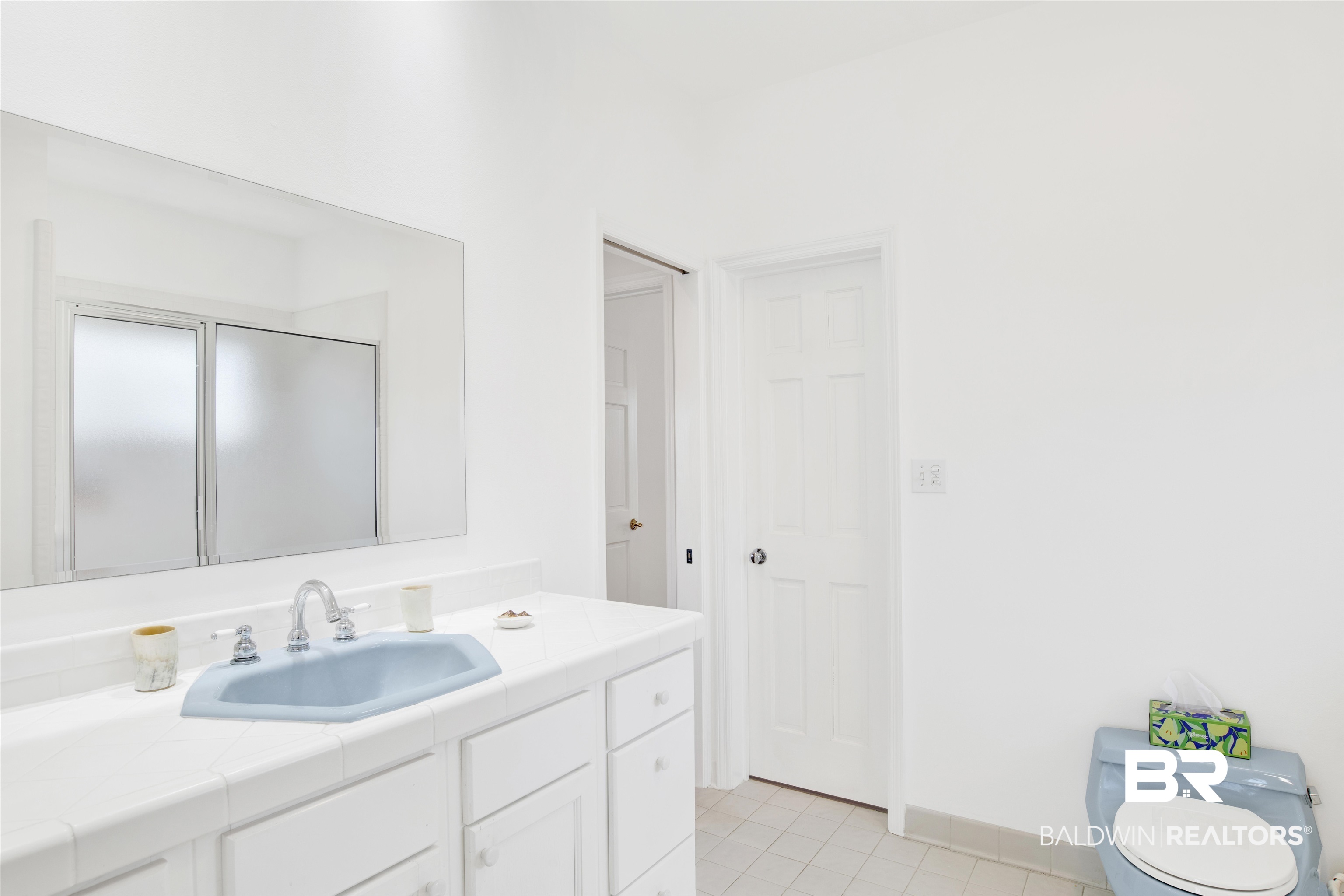 33301 River Road, Unit 25 Orange Beach, AL 36561 - Photo 16 of 44 Joining 2 bedrooms
