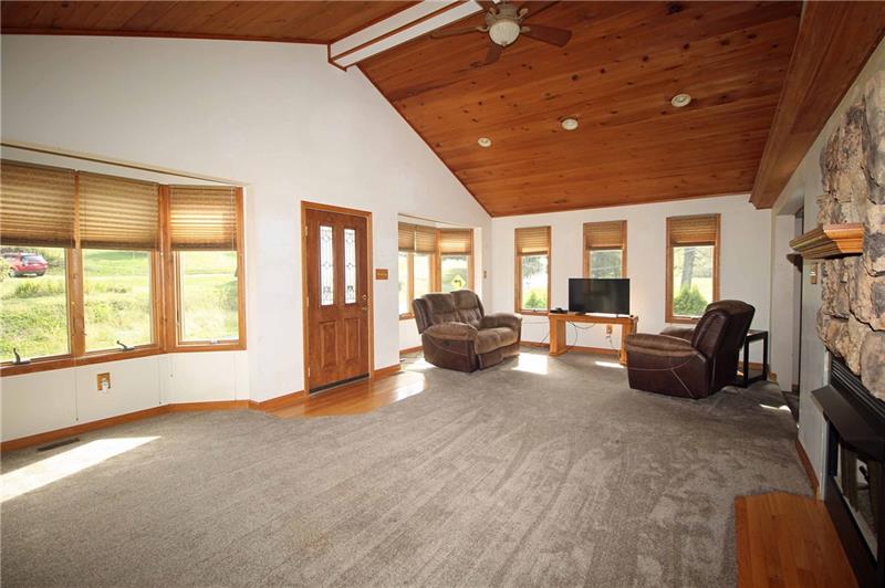 74 Mawhinney Road Cecil, PA 15321 - Photo 6 of 25 Gallery Image 6