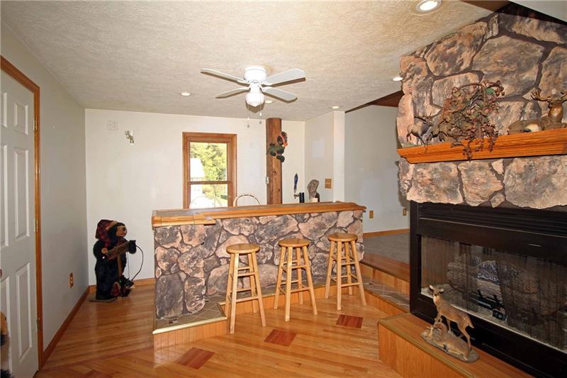 74 Mawhinney Road Cecil, PA 15321 - Photo 7 of 25 Gallery Image 7