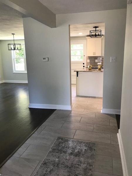 1061 Washington Road Pittsburgh, PA 15228 - Photo 2 of 20 Entry