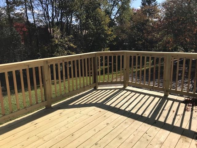 1061 Washington Road Pittsburgh, PA 15228 - Photo 18 of 20 Deck
