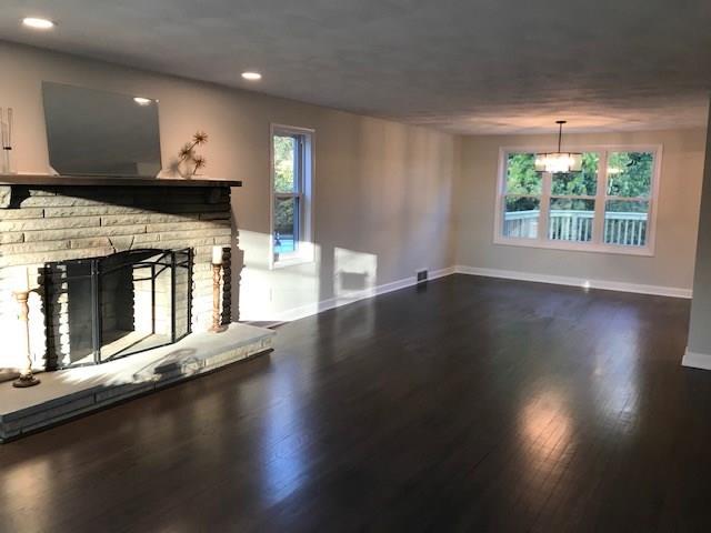 1061 Washington Road Pittsburgh, PA 15228 - Photo 5 of 20 Living room/dining room