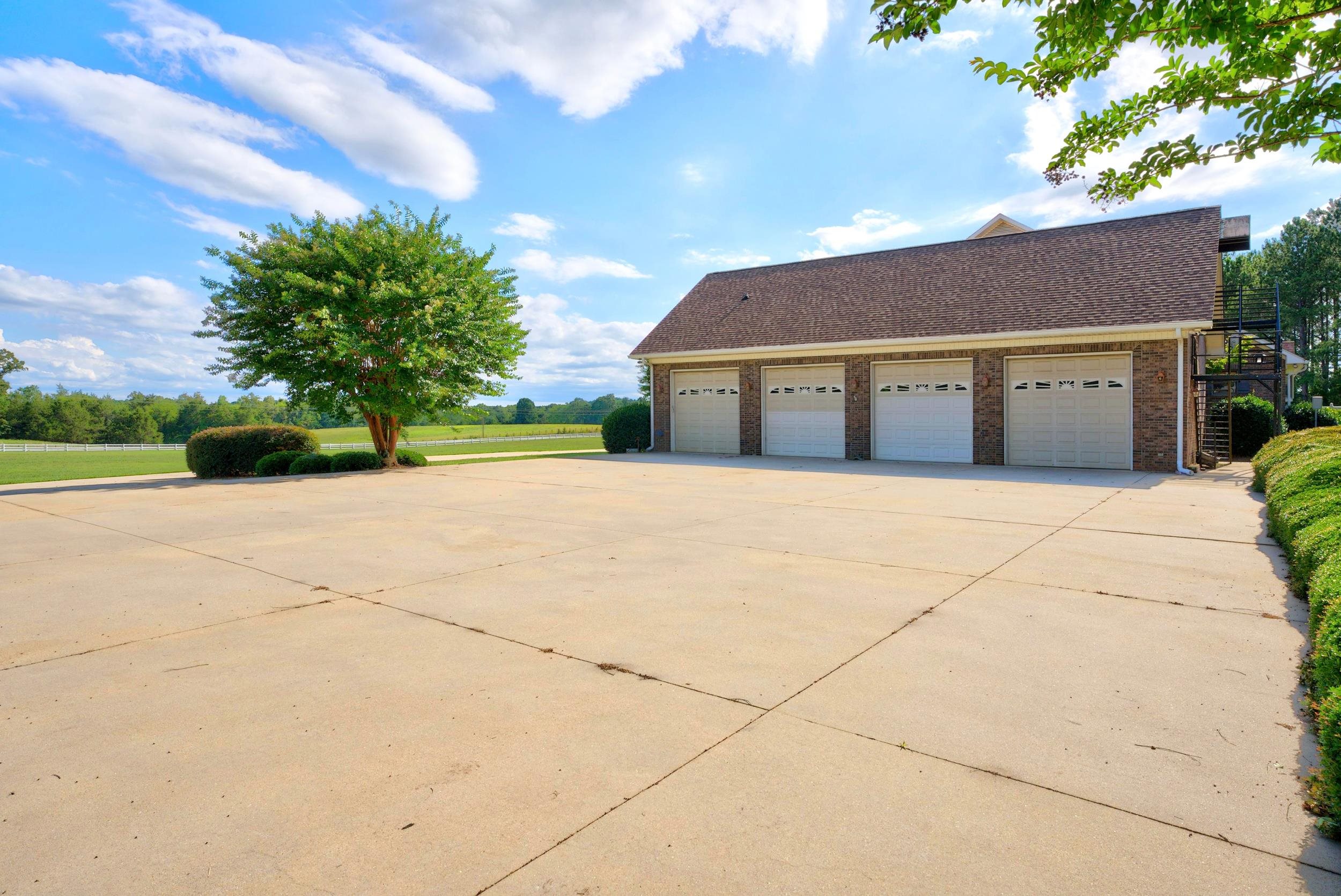 1823 Gowdeysville Road Gaffney, SC 29340 - Photo 5 of 49