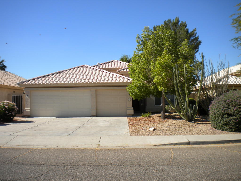 3435 East Utopia Road Phoenix, AZ 85050 - Photo 1 of 15 Front Elevation