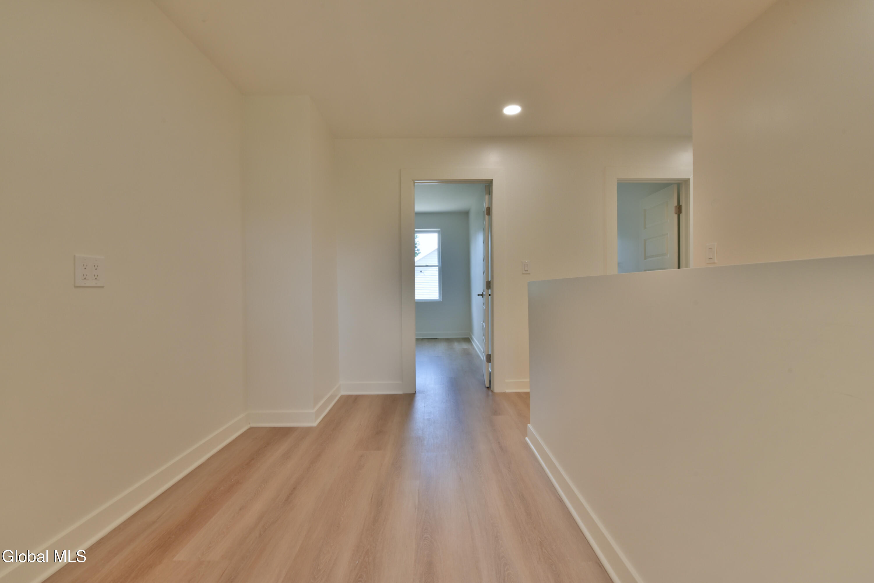 802 South Ravine Road Niskayuna, NY 12309 - Photo 35 of 60 55