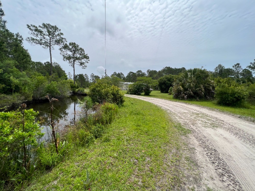 380 Clark's Landing Road Carrabelle, FL 32322 - Photo 10 of 12 Gallery Image 10