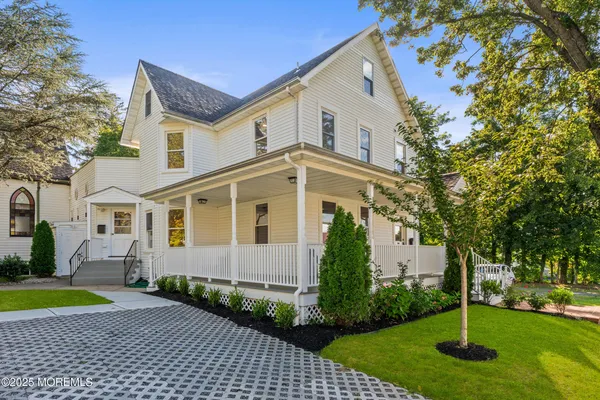 $5,500 | 73 3rd Avenue, Unit C, Atlantic Highlands, NJ 07716