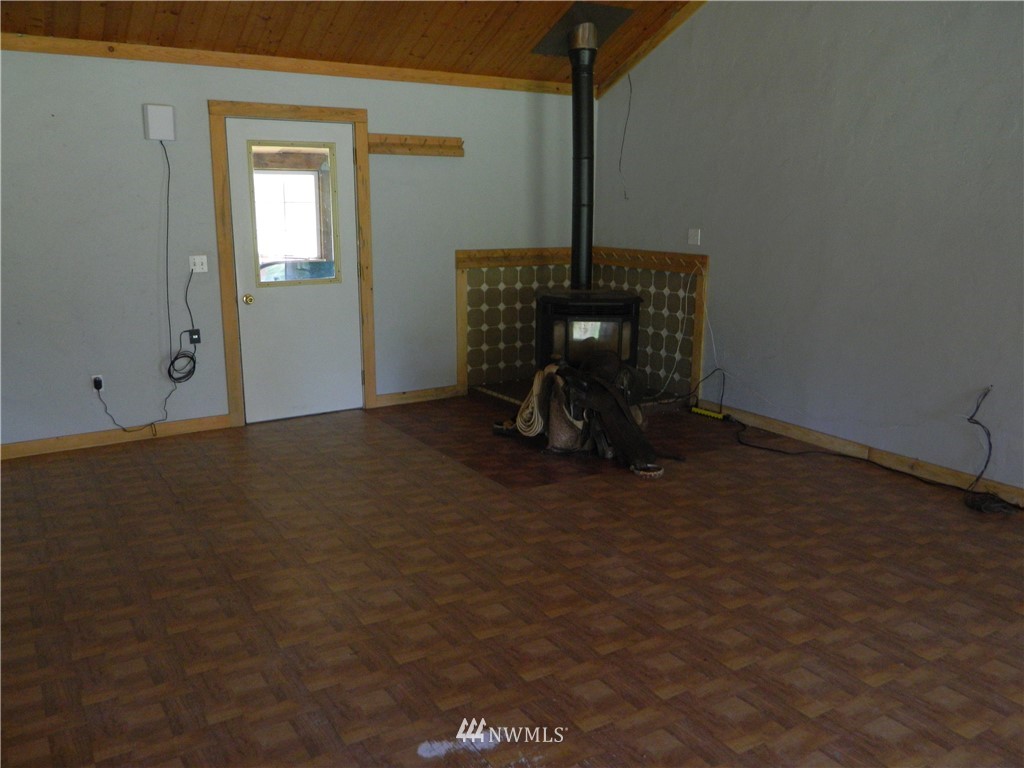 25 Big Dog Road Tonasket, WA 98855 - Photo 11 of 16 Gallery Image 11