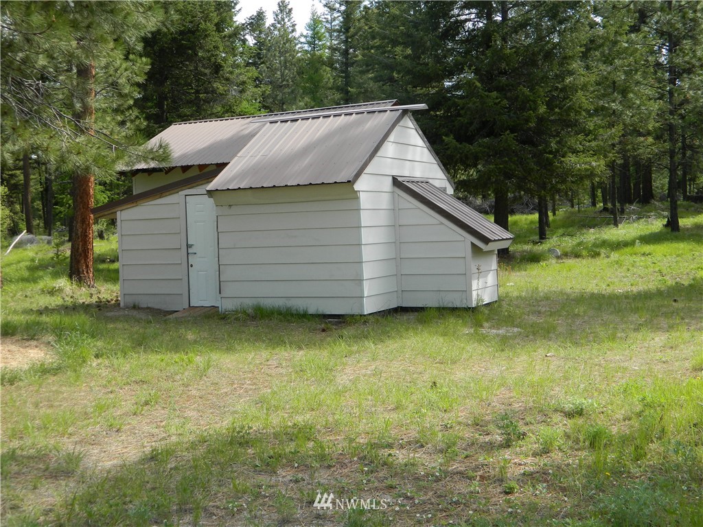 25 Big Dog Road Tonasket, WA 98855 - Photo 12 of 16 Gallery Image 12