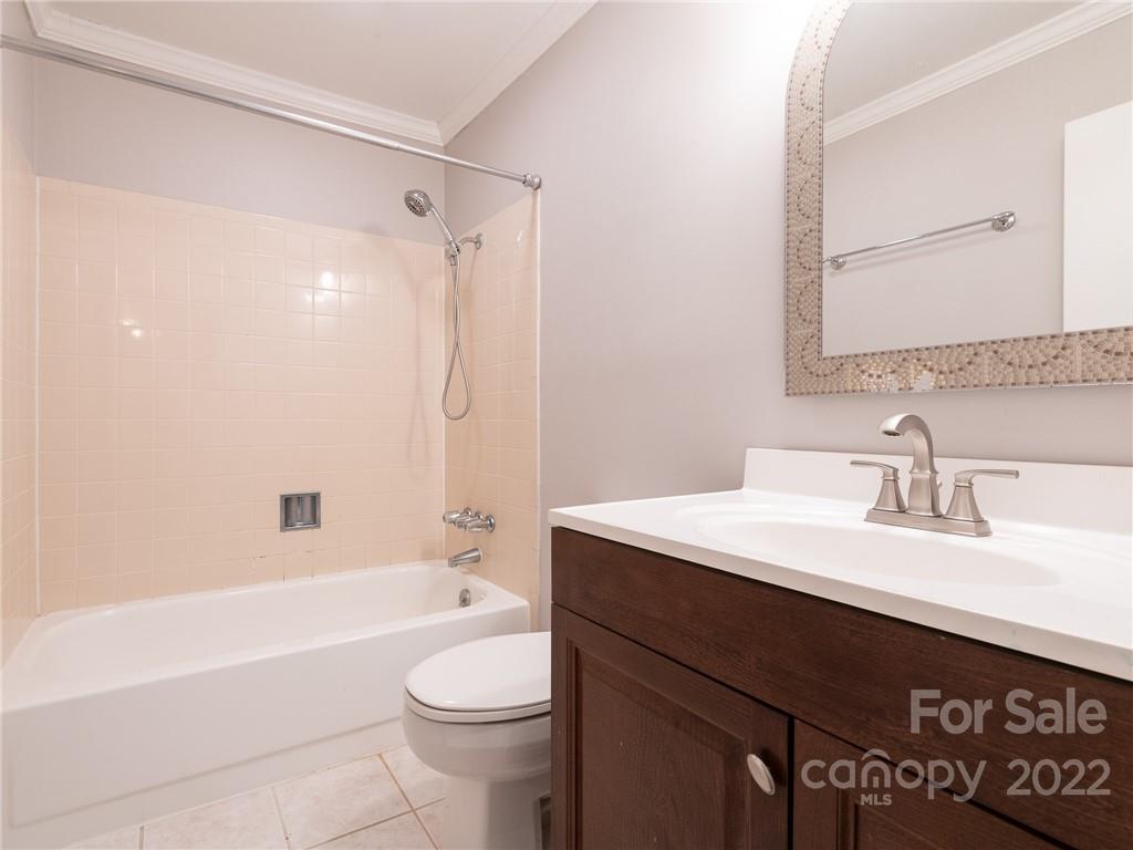 1600 Sharon Road West, Unit 7 Charlotte, NC 28210 - Photo 8 of 35 Gallery Image 8
