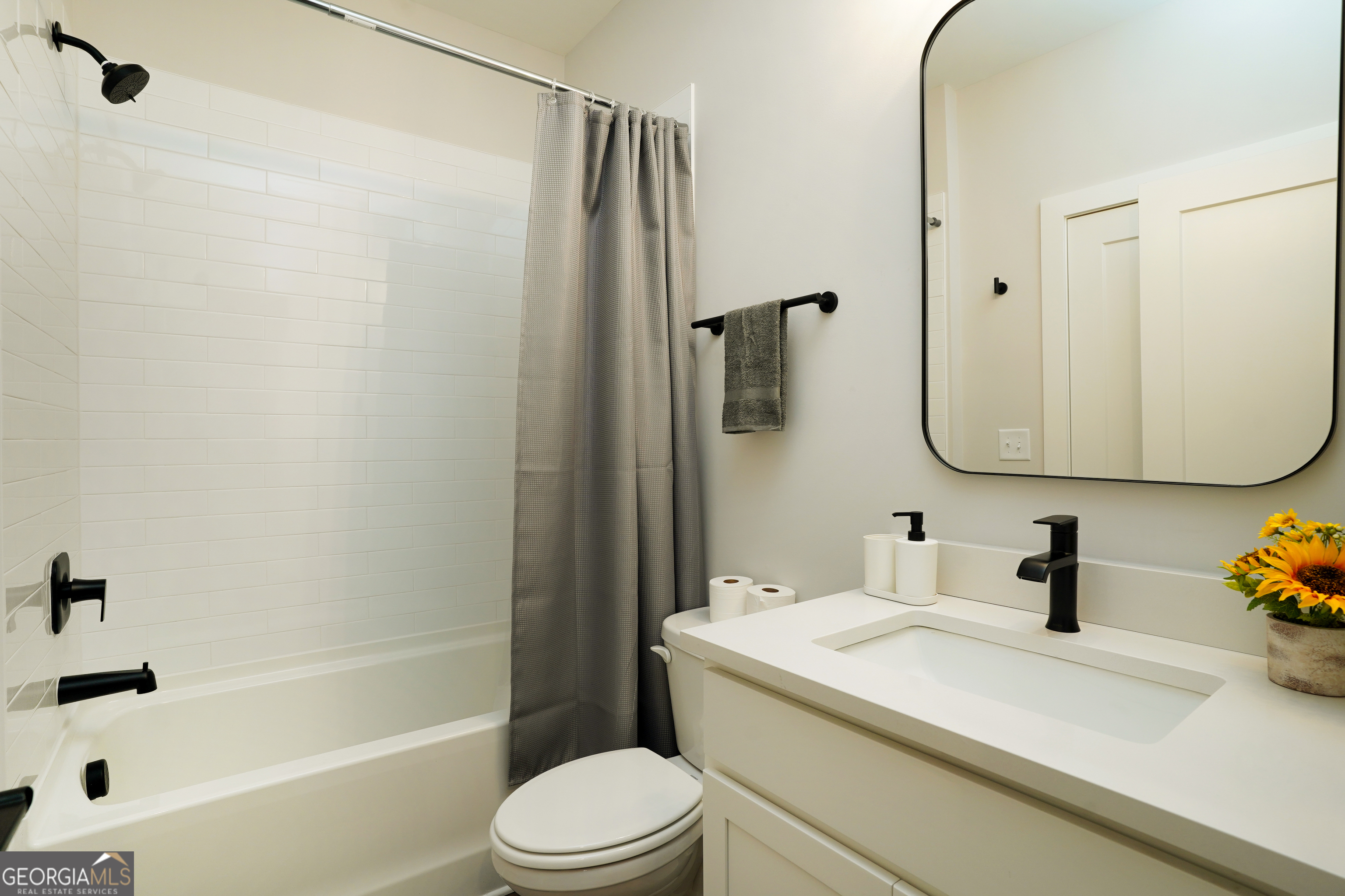 154 Chestnut Circle, Unit 80 Atlanta, GA 30342 - Photo 22 of 25