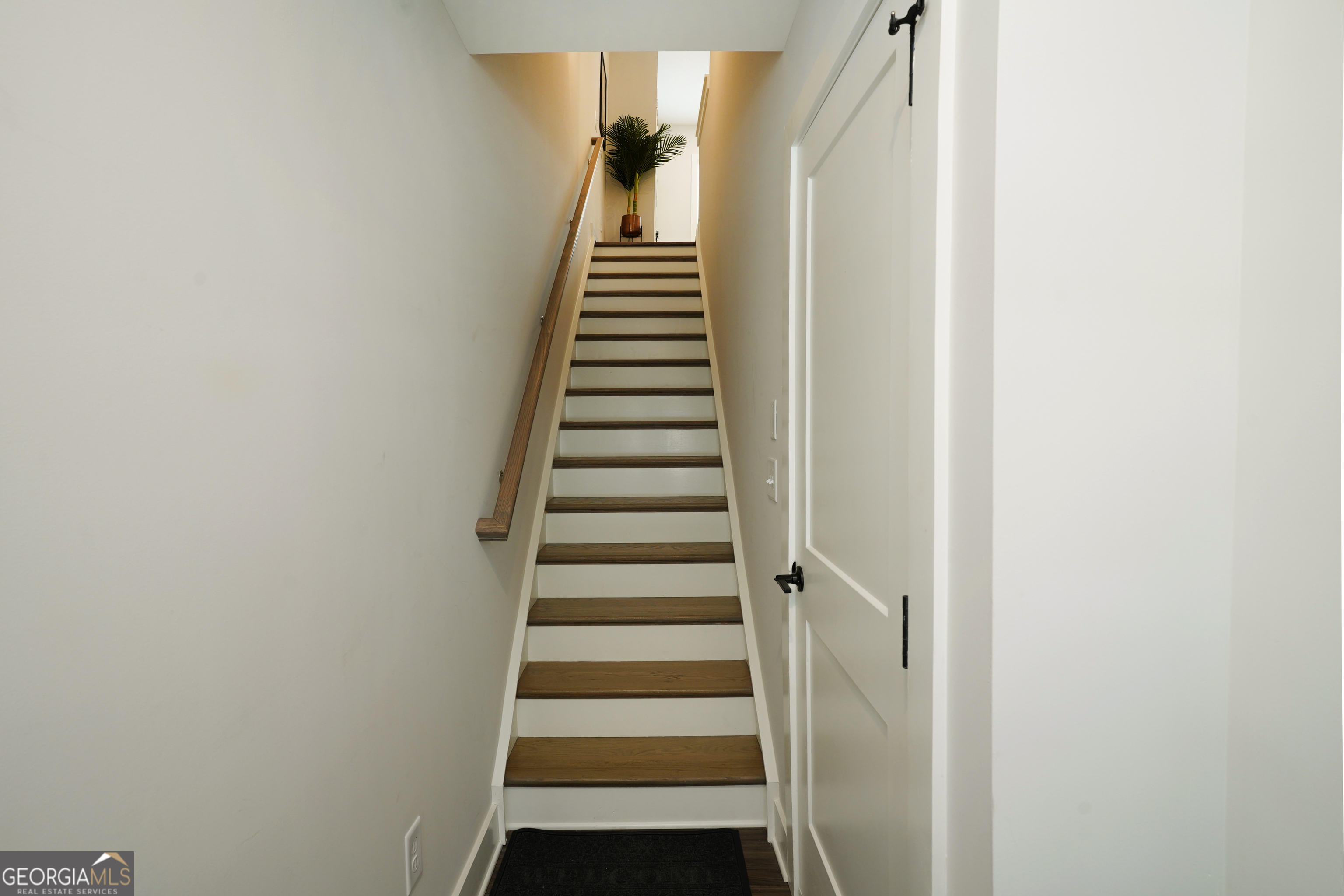 154 Chestnut Circle, Unit 80 Atlanta, GA 30342 - Photo 9 of 25