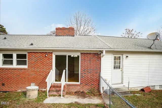 $425,000 | 4000 Donna Road, Raleigh, NC 27604