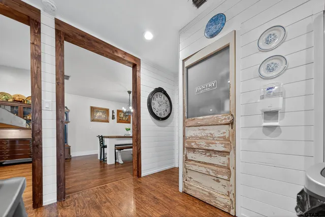 a view of a hallway with elevator