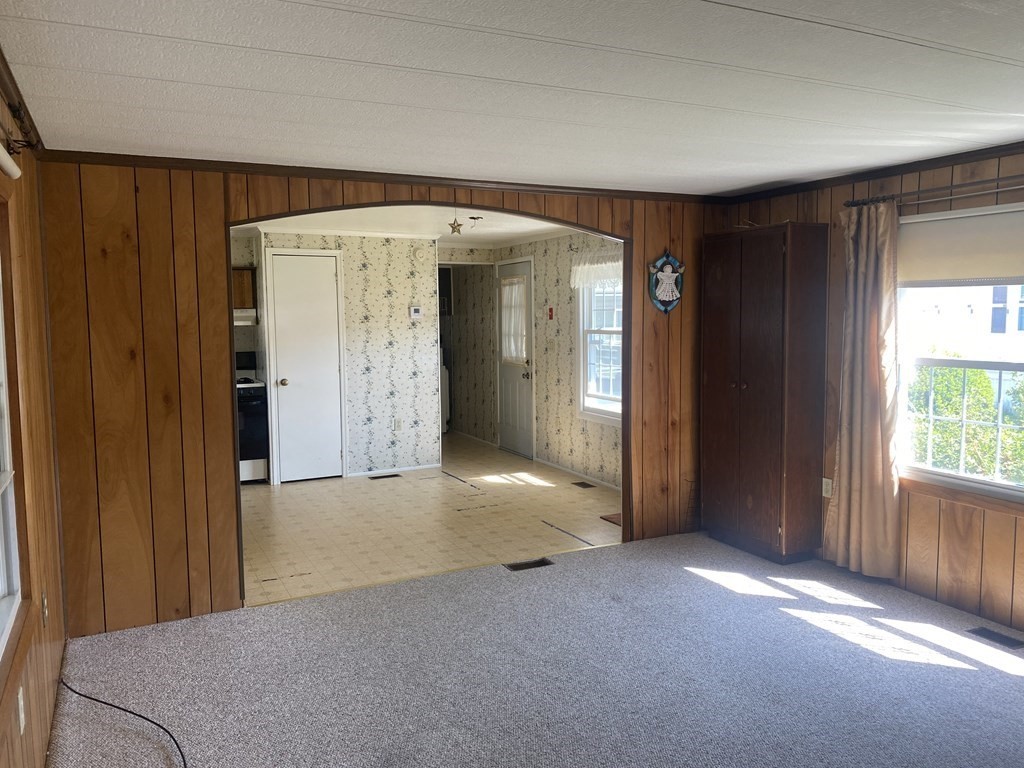 13 Puritan Road Taunton, MA 02780 - Photo 11 of 30 Gallery Image 11